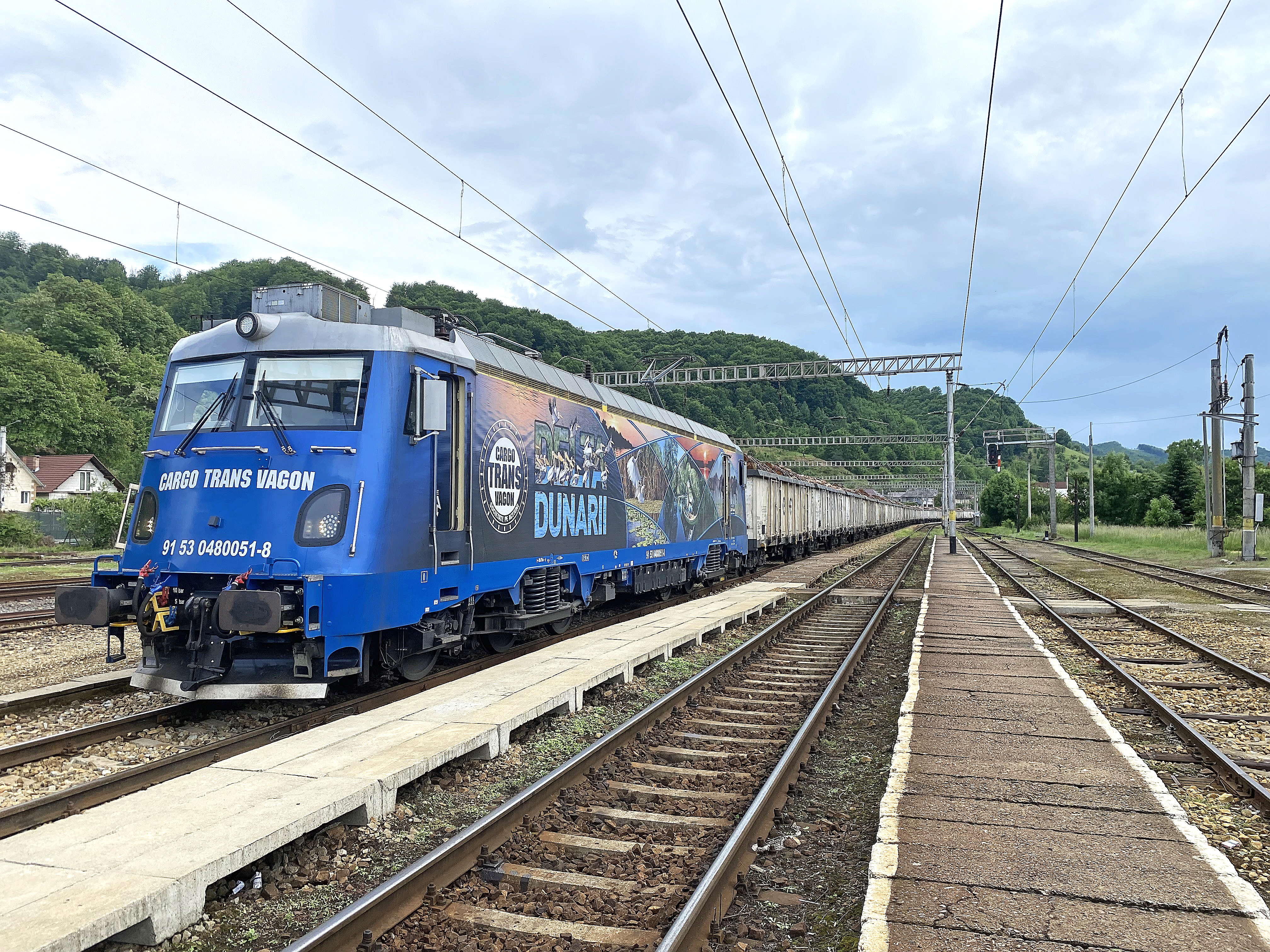 Transportul de marfă redefinit: experimentati eficienta flotei de locomotive CTV  - locomotive tren de marfa